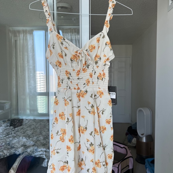 Reformation Elyse Dress - Picture 4 of 6